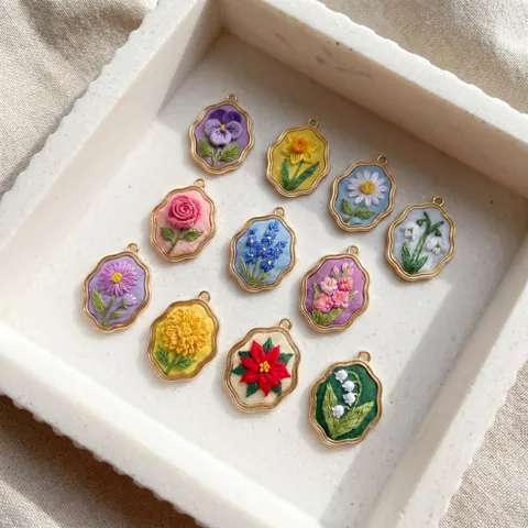 Edelstahl Stickerei Blume Anhänger Vergoldet Blumen Serie Halskette Für Damen DIY Schmuck Nur Kette Oder Nur Anhänger