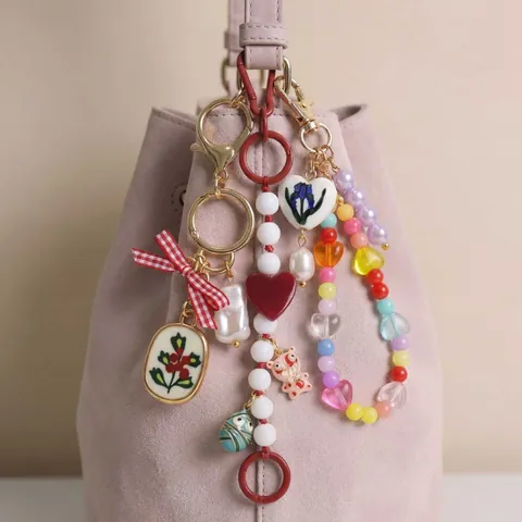 Fashion Zinc Alloy Artificial Pearl Beaded Keychain Bag Charm Pendant Heart Tulip Flower Jewelry Accessories For Women Gifts