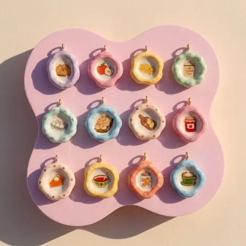 Stainless Steel Fruit Food Pattern Disc Pendant Necklace For Women Hand Painted Style Geometric Charm Neck Jewelry