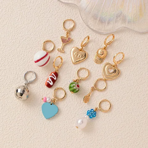 Collier Pendentif en Acier Inoxydable pour Femme Casquette de Baseball Raquette de Tennis Coeur Strass Perle Artificielle