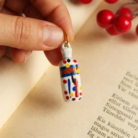 Colgantes de Esmalte y Acero Inoxidable Vintage Accesorios de Joyería DIY para Mujeres Tarro de Mermelada de Fresa Dibujos Animados Dijes Oro 18K