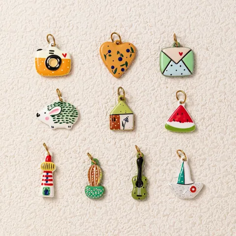 Collana con Pendente in Smalto Colorato in Acciaio Inossidabile Stile Dopamina Pendenti a Forma di Cuore Fotocamera Casa Cactus per Donna Gioielli di Moda