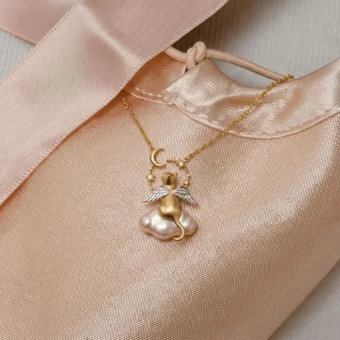 Dreamy Copper Angel Cat Pendant Necklace With Artificial Pearl Cloud Star Moon Rhinestone Circle Commuter Niche Jewelry