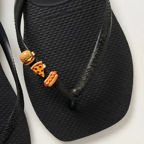 Bijoux de Chaussures Mignons en Forme de Nourriture de Simulation en Cuivre Émaillé Hamburger Pizza Hotdog Boucle de Décoration DIY pour Sabots Sandales Tongs