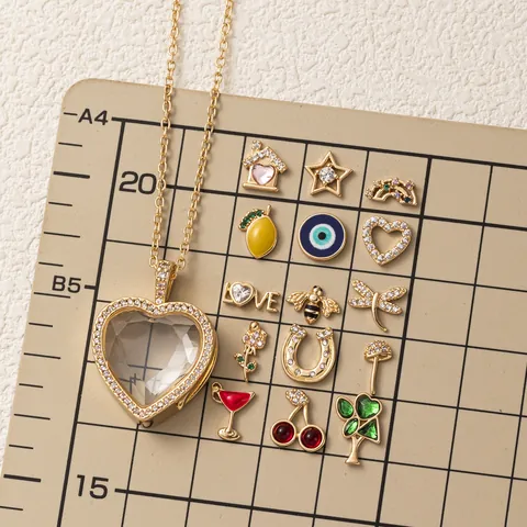 Collana con Medaglione a Cuore in Rame e Strass Stile Occidentale Pendente Fai-da-Te Apribile in Vetro Trasparente con Ciondoli in Smalto da Donna