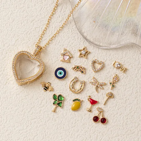 Collana con Medaglione a Cuore in Rame e Strass Stile Occidentale Pendente Fai-da-Te Apribile in Vetro Trasparente con Ciondoli in Smalto da Donna