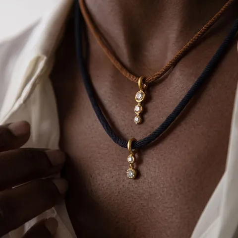 Minimalist Stainless Steel Pendant Necklace Rhinestone Inlaid Gold Tone Colored Cord Choker For Women Daily Commute Niche Jewelry