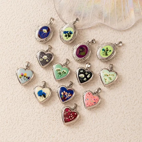 Ciondolo Medaglione Ovale a Cuore in Rame Vintage Stampa Floreale Apribile DIY Forniture per Gioielli Collana Bracciale Regalo Donna
