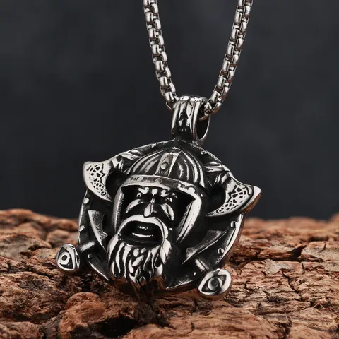Collier Pendentif Casque de Guerrier Viking Vintage pour Hommes Acier Inoxydable Vieilli Portrait de Pirate Nordique Style Hip Hop Bijoux
