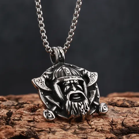 Collier Pendentif Casque de Guerrier Viking Vintage pour Hommes Acier Inoxydable Vieilli Portrait de Pirate Nordique Style Hip Hop Bijoux