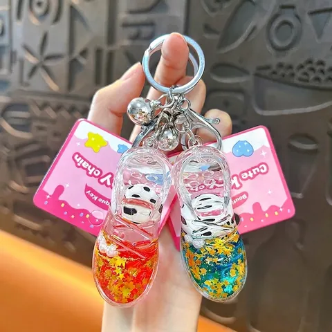 Llavero Creativo de Zapato de Fútbol de Acrílico con Arenas Movedizas Líquidas Colgante de Bolsa Lindo Llavero de Regalo