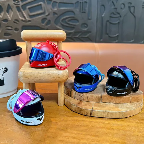 Cool Mini Motorcycle Helmet Keychain Creative Racing Helmet Pendant With Openable Iridescent Visor For Backpack Car Keys