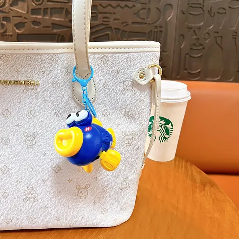 Creative Wind-up Jumping Clownfish Keychain Cute Stress Relief Mechanical Toy Fish Pendant For Backpack Decoration Gift