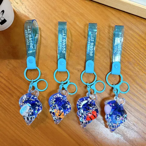 Ocean Series Oil Filled Conch Keychain Liquid Floating Dolphin Clownfish Drifting Bottle Acrylic Pendant Cute Bag Hanging Accessory
