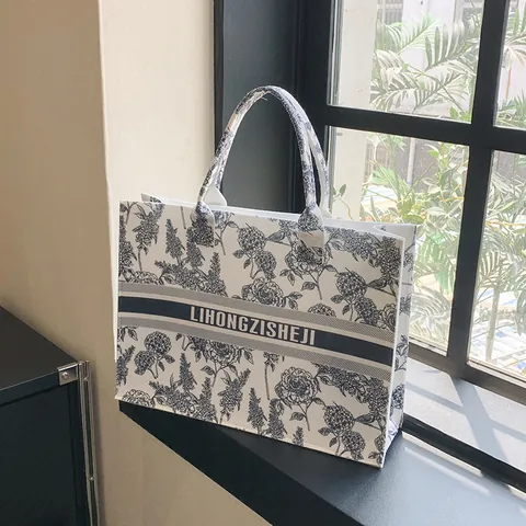 Large Capacity Floral Print Tote Bag Vintage Chinoiserie Style Felt Handbag For Women Shoulder Bag For Travel Commute