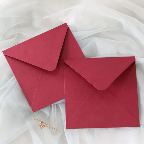 Enveloppes en Papier Spécial Rouge Vin Élégant Rabat en V pour Invitations de Mariage Cartes de Vœux Emballage Cadeau de Cérémonie