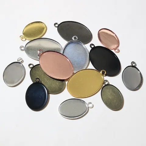 Ovaal IJzeren Hanger Basis Cabochon Bezetting Voor DIY Sieraden Maken Vintage Stijl Golvende Rand Antiek Brons Goud Zilver Zwart Handwerk Ketting Benodigdheden