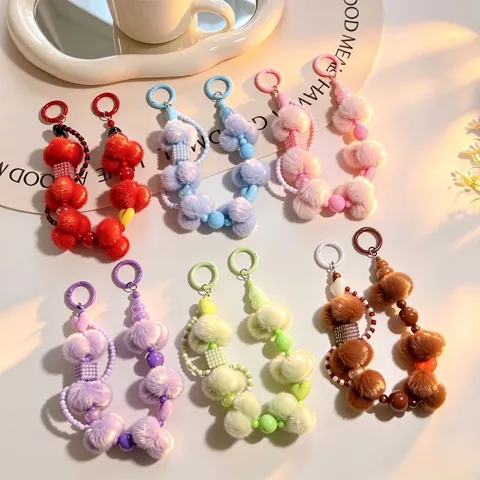 Handmade Plush Pom Pom Beaded Keychain For Women Sweet Colorful Heart Plastic Bead Bag Charm Car Key Ring Hanging Ornament