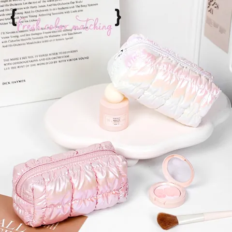 Iridescent Quilted Makeup Bag Puffy Grid Cosmetic Pouch Water Resistant Travel Toiletry Organizer Case For Women Girls
