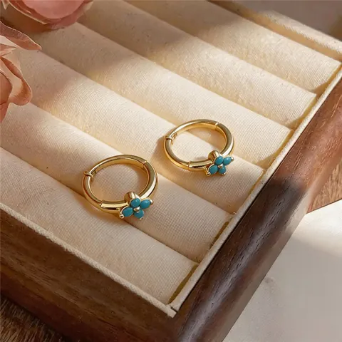 European Style Floral Huggie Earrings For Women Gold Plated Zirconia Flower Ear Buckle Light Luxury Minimalist Stud Jewelry Gift