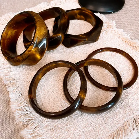 Western Vintage Resin Acrylic Bangle Bracelet For Women Geometric Marble Ink Wash Tortoiseshell Lightweight Hand Cuff Jewelry Accessory