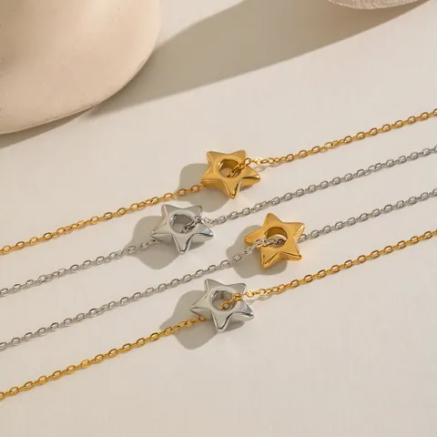 Collana Minimalista con Pendente a Stella Traforata in Acciaio Inossidabile Stile ins alla Moda Collana Ipoallergenica Impermeabile Donna Gioielli