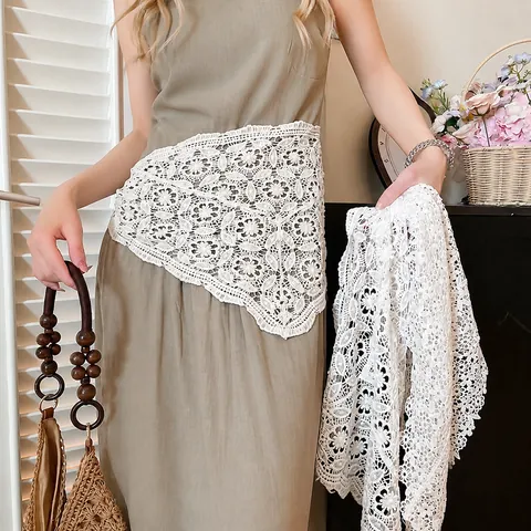 Ethnic Women Hollow Out Crochet Floral Triangle Scarf Waist Belt Decorative Layering Accessory Retro Bohemian Waist Wrap