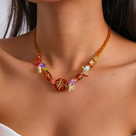 Collier Pendentif Fleur en Perles d'Acrylique Vintage pour Femmes Fait à la Main Esthétique Colorée Ras du Cou Bijoux
