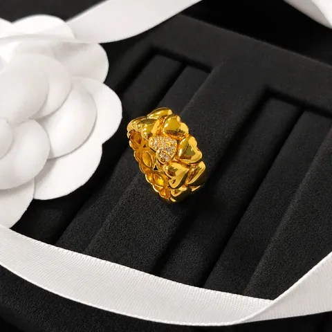 Anillo de Doble Corazón Estilo Vintage Old Money Chapado en Oro Circonia Pavé Anillo Apilable para Mujer Joyería de Moda de Lujo