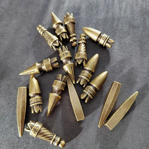Antique Bronze Copper Aglets For Bolo Tie DIY Cord Ends Arabesque Pattern Metal Rope Ends For Jewelry Making Clothing Accessories