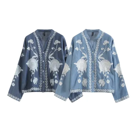 Women's Ethnic Style Heavy Embroidery Floral V-Neck Long Sleeve Polyester Blouse Loose Casual Commuter Top