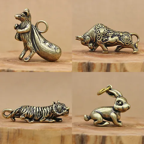 Vintage Brass 3D Zodiac Animal Keychain Pendant Snake Monkey Dragon Rat Figurine Car Hanging Ornament Chinese Style Metal Charm Gift