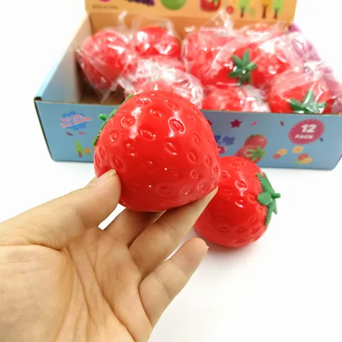 Giocattolo Fragola Squishy Realistico in TPR Morbido a Rimbalzo Lento Sfera Antistress alla Frutta per Bambini Adulti Ufficio