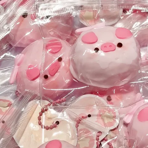 Cute Piggy Squishy Toy TPR Stress Relief Toy Pink Animal Squeeze Toy For Kids Adults Soft Milk Cake Design Relieving Stress Toy