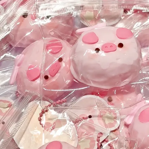 Cute Piggy Squishy Toy TPR Stress Relief Toy Pink Animal Squeeze Toy For Kids Adults Soft Milk Cake Design Relieving Stress Toy