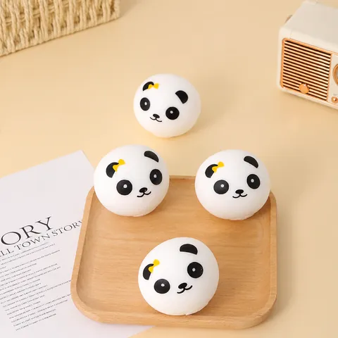 Simpatico Panda Squishy Antistress in Morbido TPR Palla da Spremere per Ansia Forma Animale Ornamento da Scrivania Regalo