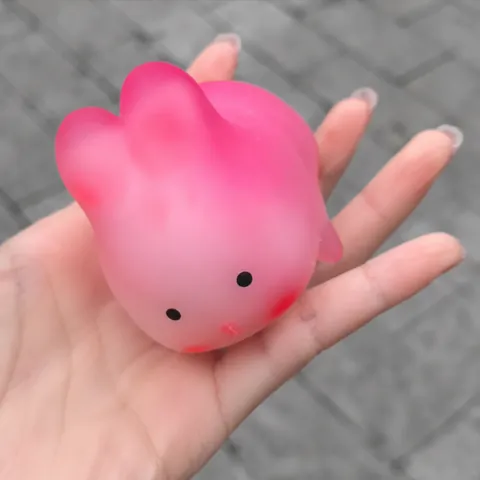 Juguete Squishy Cambio Color UV Forma Corazón y Fresa Creativa Juguete Alivio Estrés Sensorial TPR Suave para Diversión
