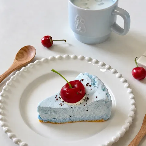 Jouet Squishy Gâteau Triangulaire au Sel de Mer Silicone de Qualité Alimentaire Simulation de Dessert Anti-stress Jouet à Presser Fait à la Main Décoration de Gâteau Bleu Cadeau