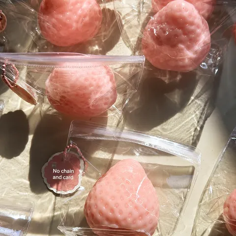 Realistisches Erdbeere Squishy Spielzeug TPR Stressabbau Quetschbares Obst Weiches Langsam Aufsteigendes DIY Spielzeug Für Erwachsene Kinder Geschenk