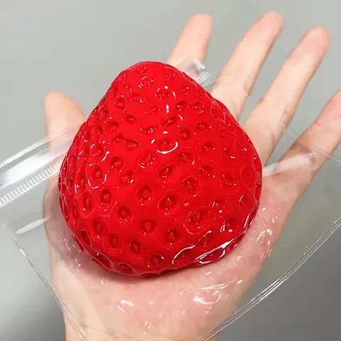 Realistisches Erdbeere Squishy Spielzeug TPR Stressabbau Quetschbares Obst Weiches Langsam Aufsteigendes DIY Spielzeug Für Erwachsene Kinder Geschenk