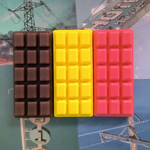 Realistic Chocolate Bar Squishy Slow Rising Stress Relief Toy Soft PU Simulated Food Decompression Toy For Kids Adults Everyday Use
