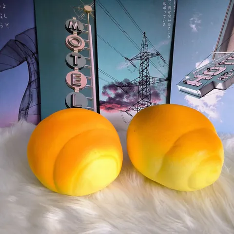 Extra Large Slow Rebound Squishy Toy Simulation Bread Pig Bun Shape Stress Relief Soft PU Foam Sensory Squeeze Toy For Kids Adult