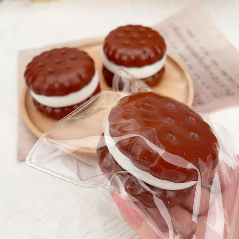 Simulation Chocolate Sandwich Cookie Squishy Toy Slow Rising Decompression Fidget Toy
