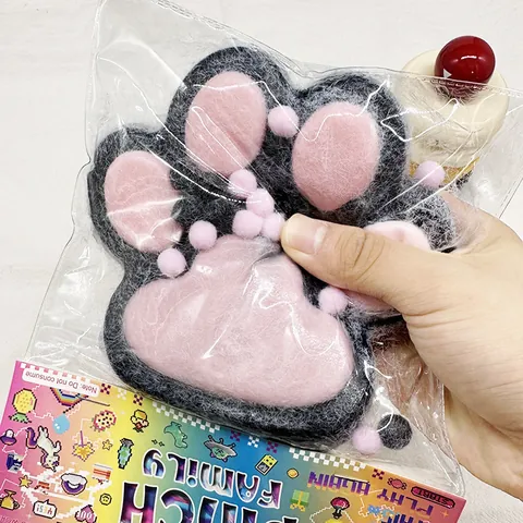 Jouet Squishy Patte de Chat Mignon Anti-stress Floconné Pour Enfants Adultes Jouet de Compression Doux en Plastique