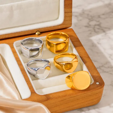 Minimalist Stainless Steel Signet Ring For Men Women Gold Silver Plated Square Heart Round Geometric Smooth Finger Ring Jewelry