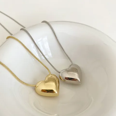 Minimalist Polished 3D Heart Pendant Necklace Alloy Snake Chain For Women Korean Style Fashion Jewelry Gift Gold Silver