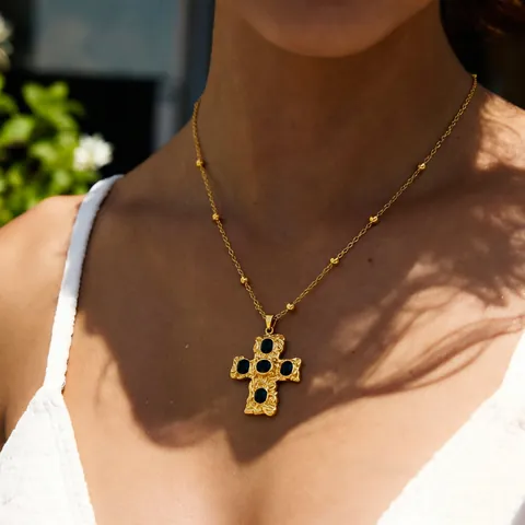 18K Gold Plated 304 Stainless Steel Cross Pendant Necklace For Women Vintage Zirconia Black Stone Choker Fashion Jewelry