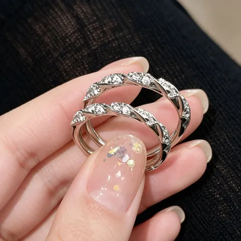 Zinklegering Strass Gedraaide Open Verstelbare Ring Voor Dames Zilveren Kleur Minimalistische Geometrische Ring Sieraden