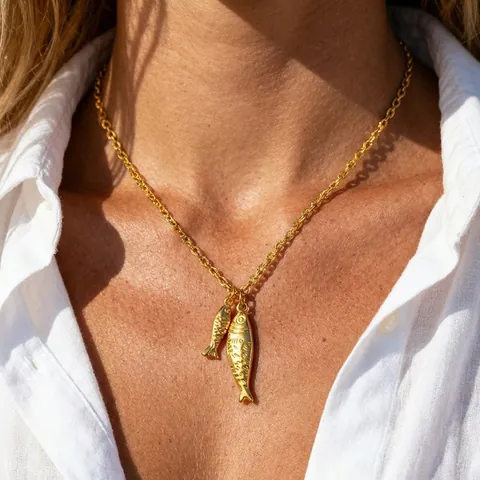 Stainless Steel Twin Fish Pendant Necklace Gold PVD Plated Animal Pattern Clavicle Chain Minimalist High End Jewelry For Women