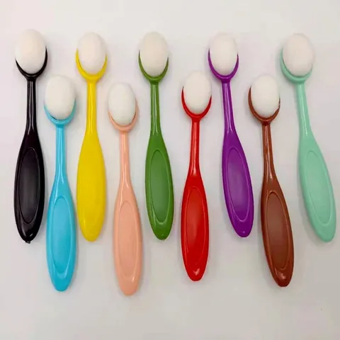 Toothbrush Style Foundation Brush Bendable Handle Oval Makeup Brush For Liquid Cream BB Cream Professional Beauty Tool
